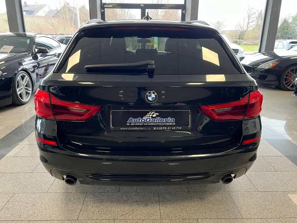 BMW 520 d Sport Line Aut. Pano LED Navi Leder Ambien 07/2018-photo-5