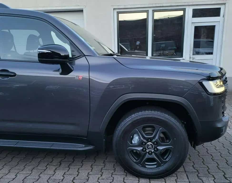 Toyota Land Cruiser LC300 GAZOO Racing+SPORT+NEU+EU+415HP+TWIN+TURBO 07/2023-photo-10