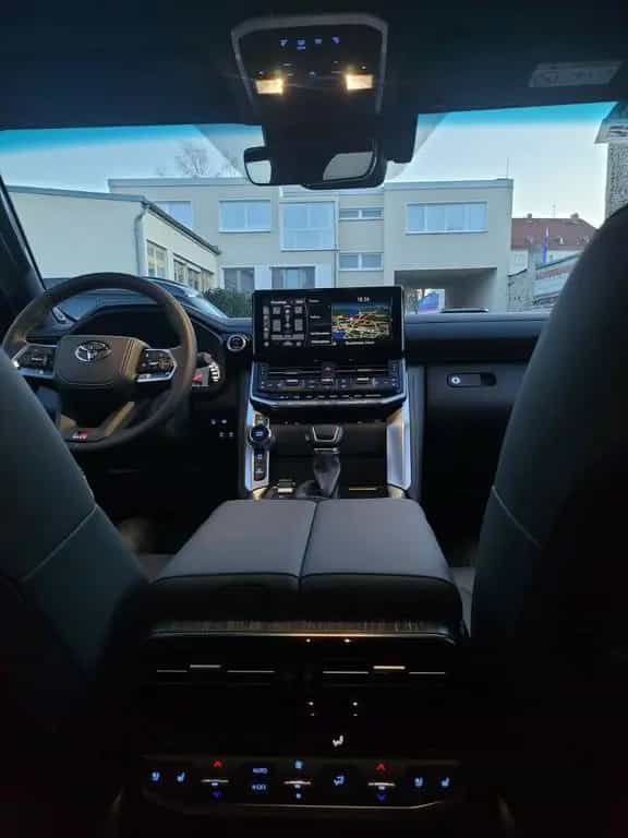 Toyota Land Cruiser LC300 GAZOO Racing+SPORT+NEU+EU+415HP+TWIN+TURBO 07/2023-photo-14