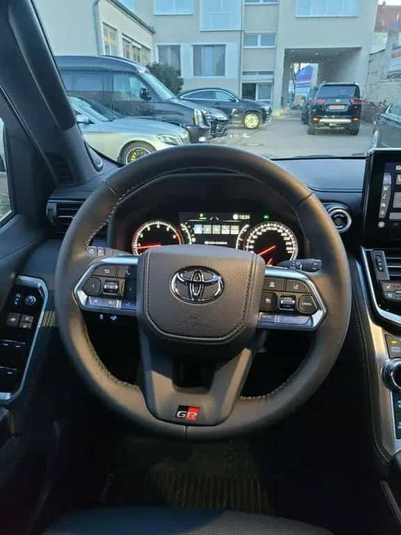 Toyota Land Cruiser LC300 GAZOO Racing+SPORT+NEU+EU+415HP+TWIN+TURBO 07/2023-photo-19