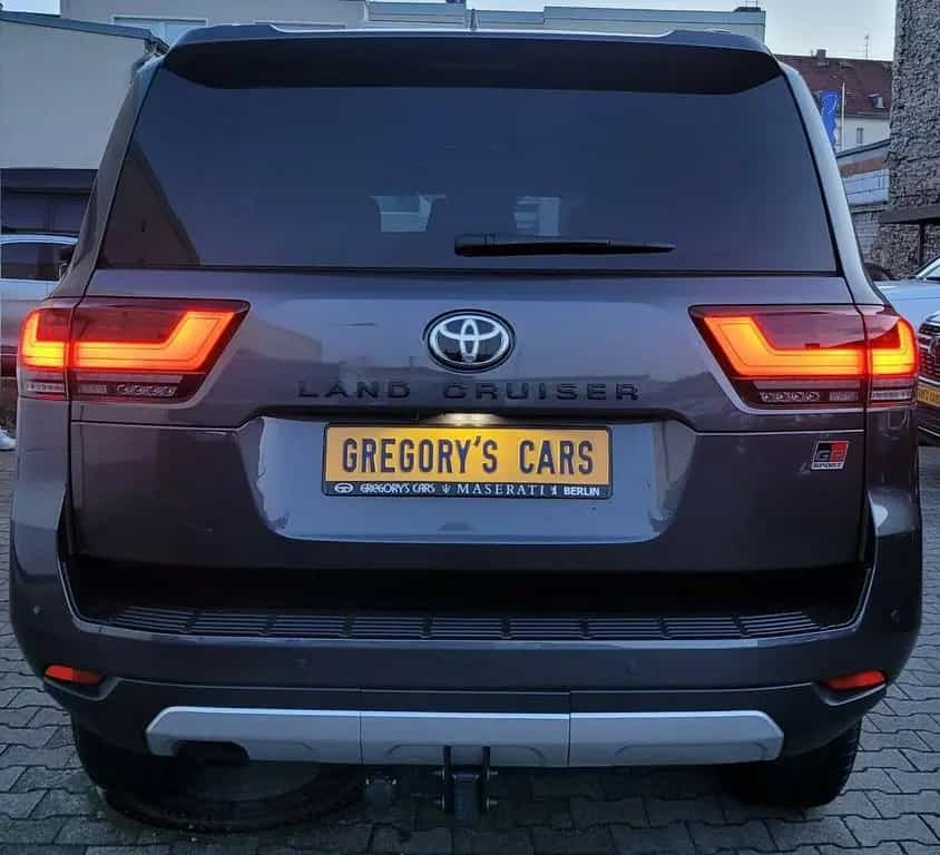 Toyota Land Cruiser LC300 GAZOO Racing+SPORT+NEU+EU+415HP+TWIN+TURBO 07/2023-photo-8