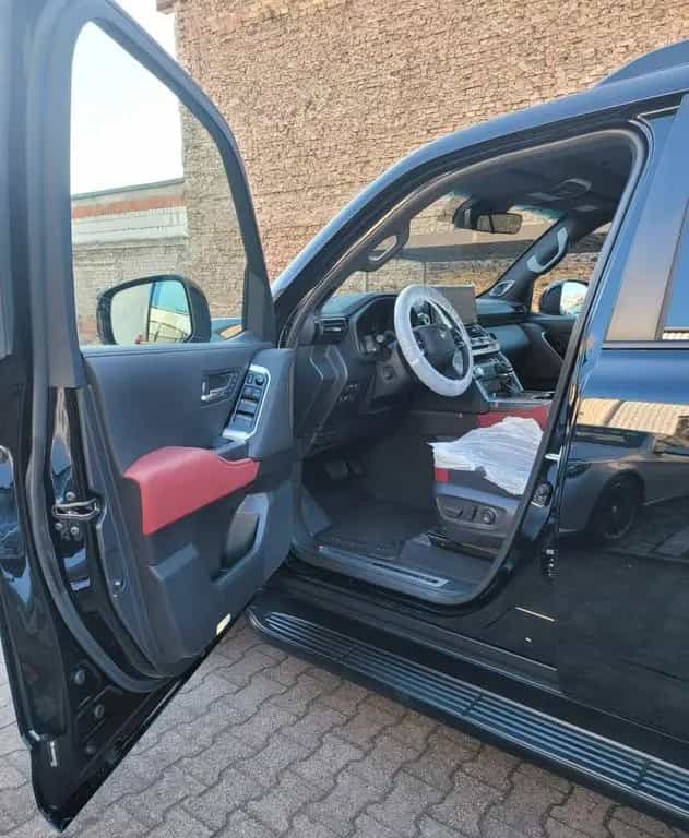 Toyota Land Cruiser LC300 GAZOO Racing+SPORT+NEU+415HP+TWIN+TURBO 07/2023-photo-16