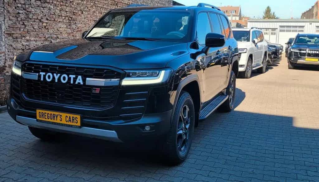 Toyota Land Cruiser LC300 GAZOORacingSPORT+NEU+EUreg+415HP+TwinTurbo 07/2023-photo-3