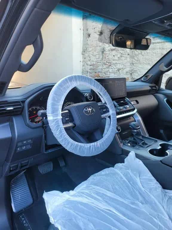 Toyota Land Cruiser LC300 GAZOORacingSPORT+NEU+EUreg+415HP+TwinTurbo 07/2023-photo-9