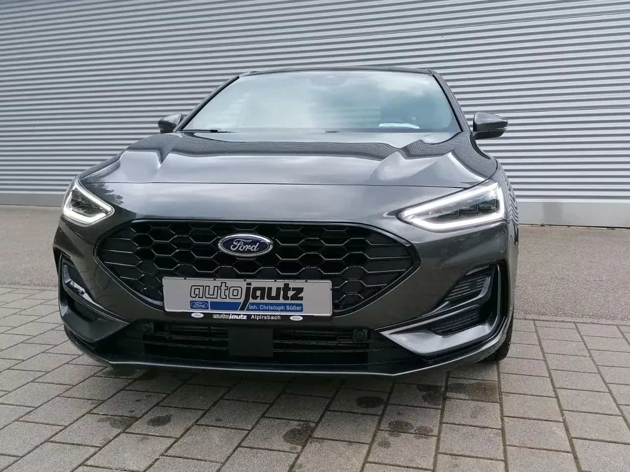 Ford Focus 12/2022-photo-1