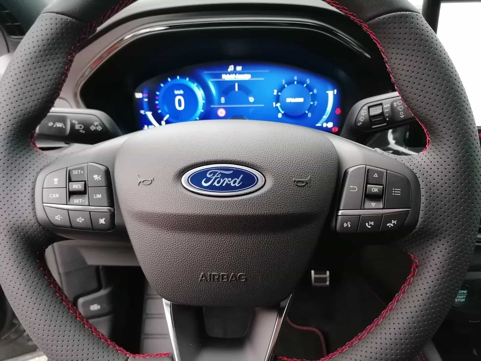 Ford Focus 12/2022-photo-6