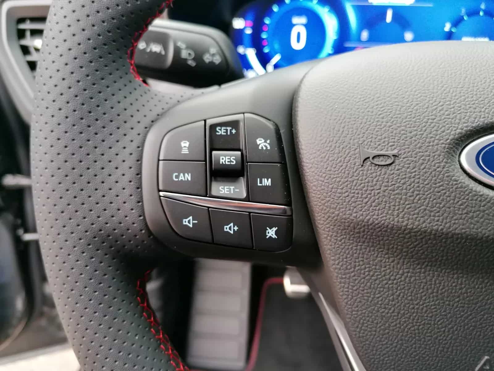 Ford Focus 12/2022-photo-7