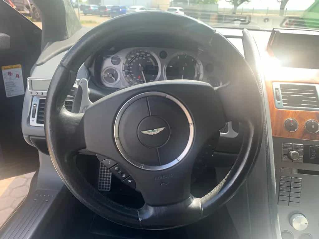 Aston Martin DB9 Volante 5.9 06/2006-photo-9