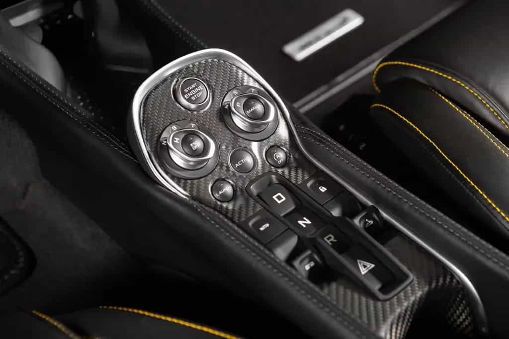 McLaren 570S Spider MSO 07/2019-photo-15