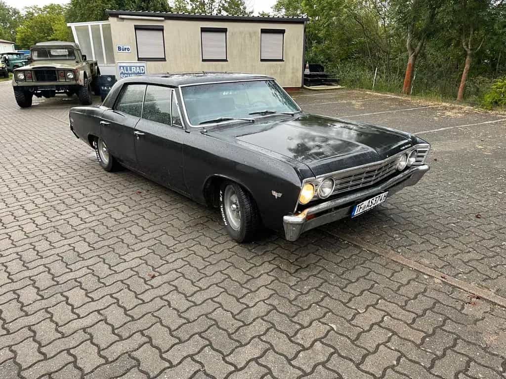 Chevrolet Chevelle Malibu 4 door 07/1967-photo-7
