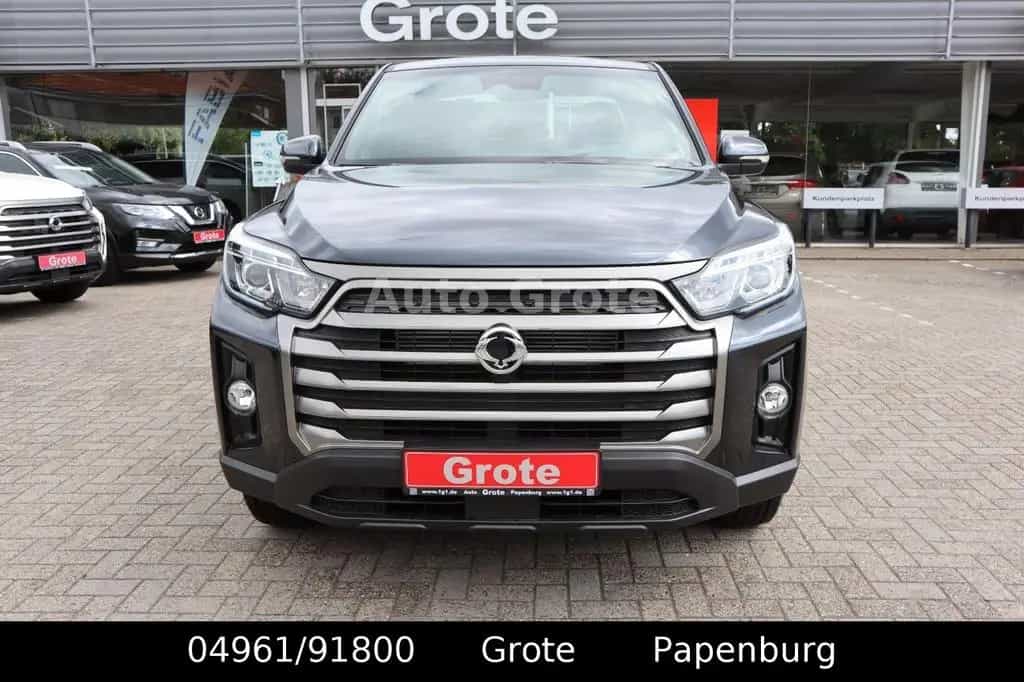 Ssangyong MUSSO Grand MUSSO  DK 2,2  Quartz 4x4 Digitales Tacho null-photo-1