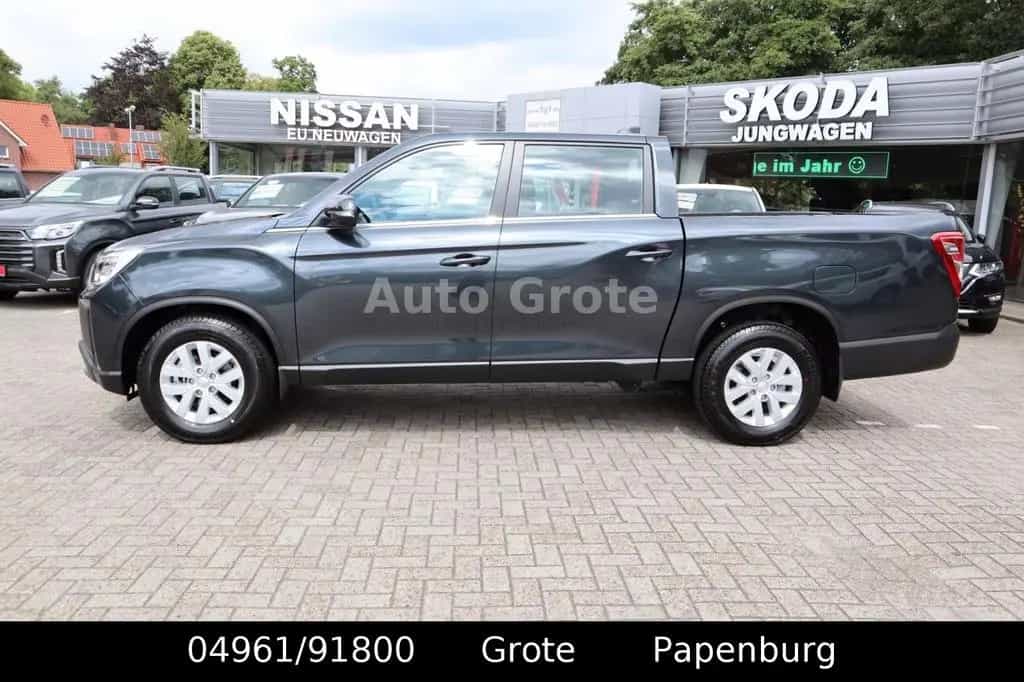 Ssangyong MUSSO Grand MUSSO  DK 2,2  Quartz 4x4 Digitales Tacho null-photo-3