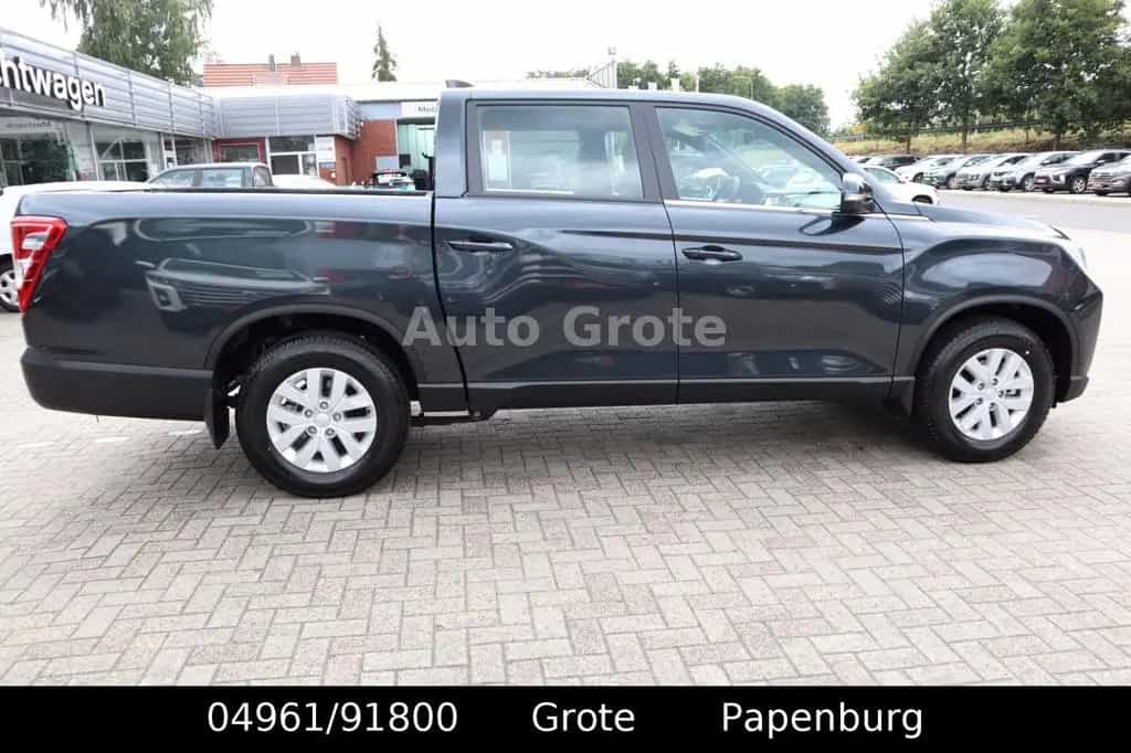 Ssangyong MUSSO Grand MUSSO  DK 2,2  Quartz 4x4 Digitales Tacho null-photo-4