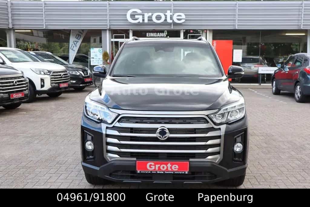 Ssangyong MUSSO Grand MUSSO DK 2,2  AT Quartz 4x4 Digital Tacho null-photo-1