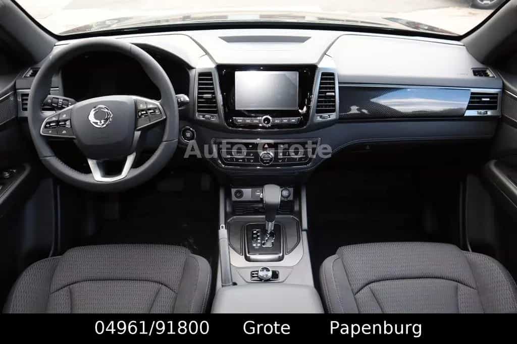 Ssangyong MUSSO Grand MUSSO DK 2,2  AT Quartz 4x4 Digital Tacho null-photo-12