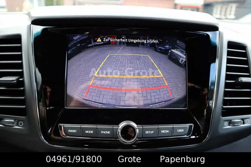 Ssangyong MUSSO Grand MUSSO DK 2,2  AT Quartz 4x4 Digital Tacho null-photo-16