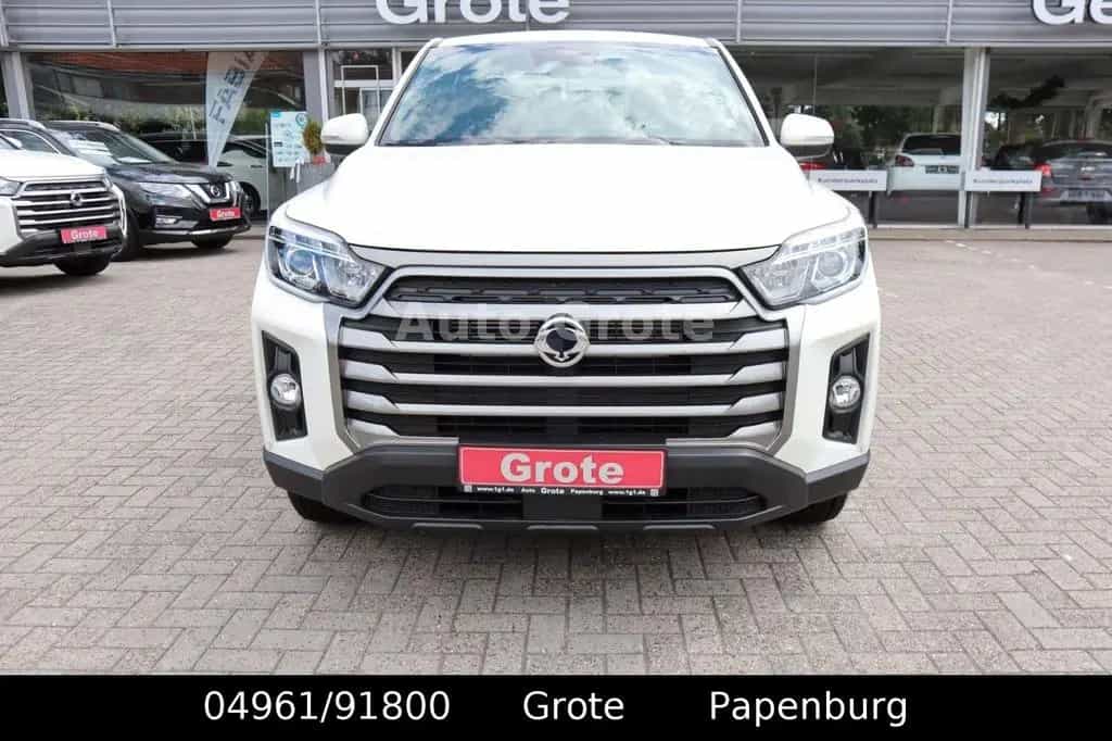 Ssangyong MUSSO Grand MUSSO  DK 2,2  Quartz 4x4 Digitales Tacho null-photo-1