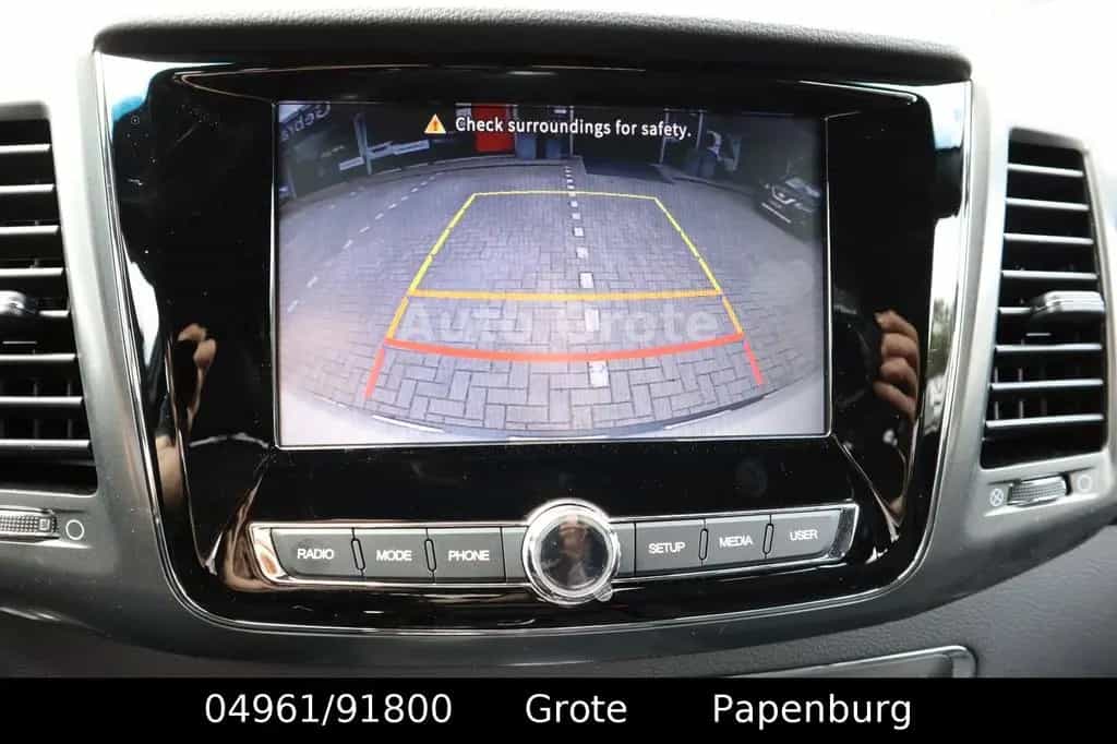 Ssangyong MUSSO Grand MUSSO  DK 2,2  Quartz 4x4 Digitales Tacho null-photo-14