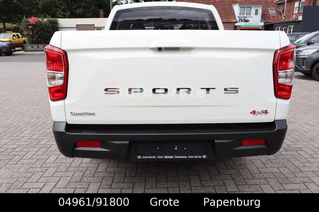 Ssangyong MUSSO Grand MUSSO  DK 2,2  Quartz 4x4 Digitales Tacho null-photo-5