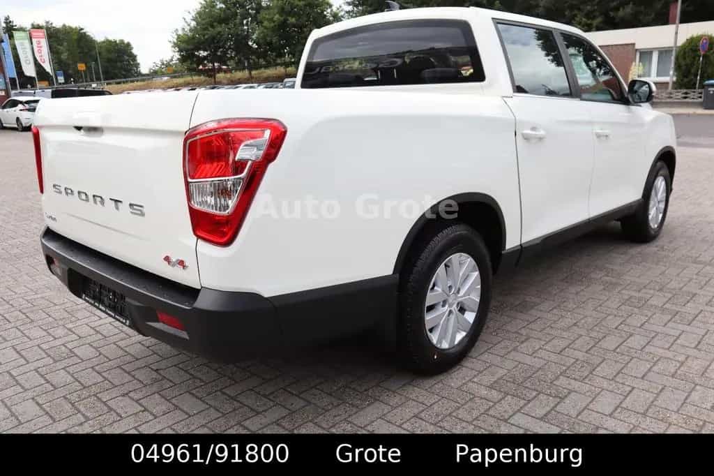 Ssangyong MUSSO Grand MUSSO  DK 2,2  Quartz 4x4 Digitales Tacho null-photo-7