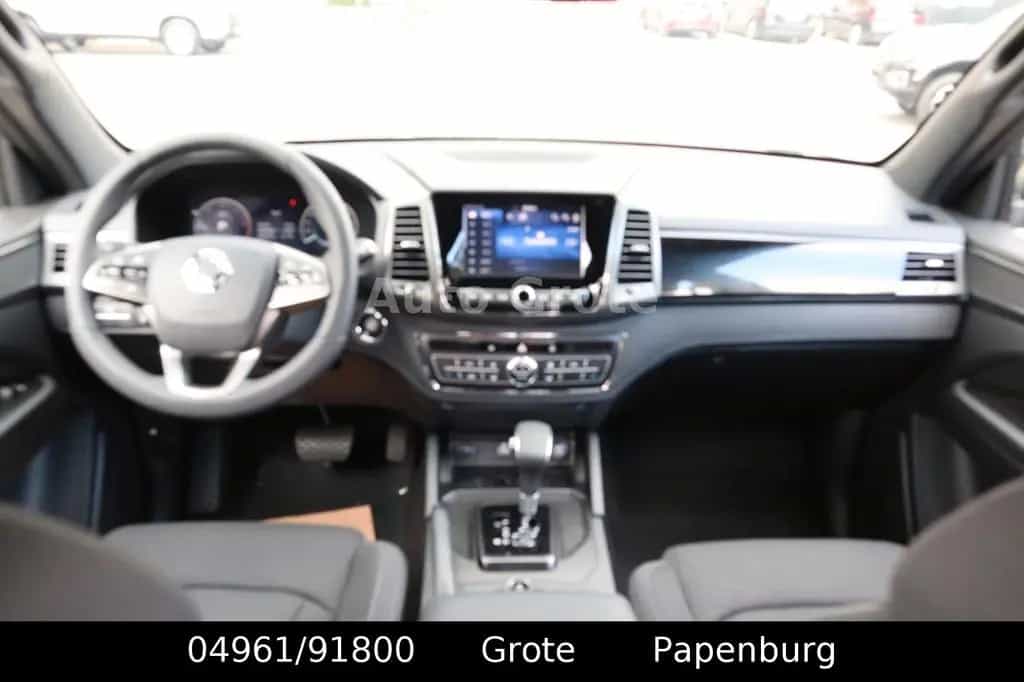 Ssangyong MUSSO Grand MUSSO DK 2,2  AT Quartz 4x4 Digital Tacho null-photo-12