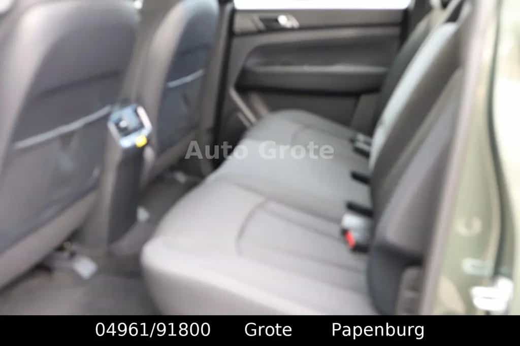 Ssangyong MUSSO Grand MUSSO DK 2,2  AT Quartz 4x4 Digital Tacho null-photo-15