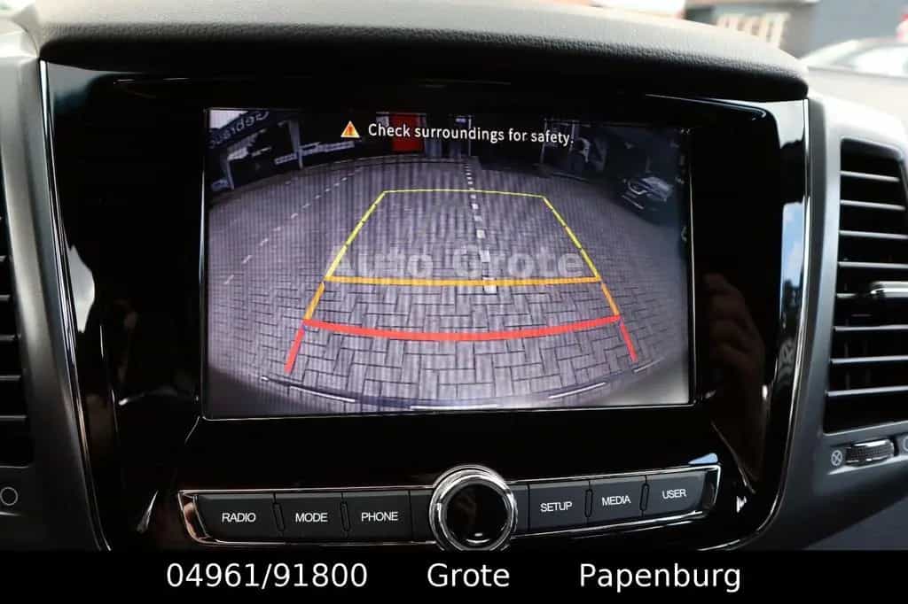 Ssangyong MUSSO Grand MUSSO DK 2,2  AT Quartz 4x4 Digital Tacho null-photo-17