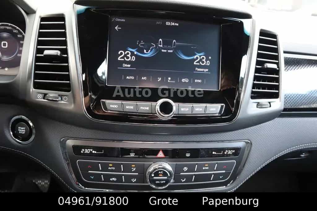 Ssangyong MUSSO Grand MUSSO DK 2,2  AT Quartz 4x4 Digital Tacho null-photo-18