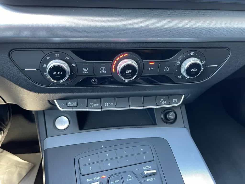 Audi Q5 quattro sport/Bi-Xenon/Navi/Euro 6 06/2017-photo-13