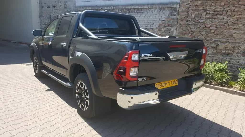 Toyota Hilux Legend NEU+TZ+7870€*EXTRAS+VOLL+EU+204PS 07/2023-photo-4