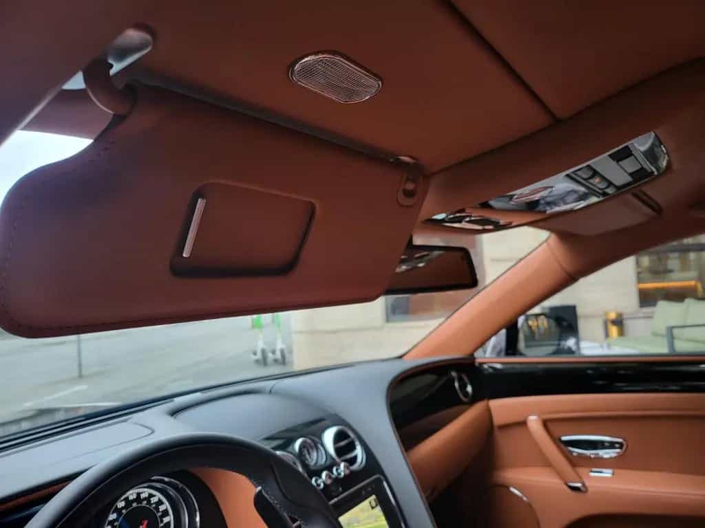 Bentley Flying Spur V8S=528PS+NEW+VOLL+MASSAGE+RARE null-photo-25