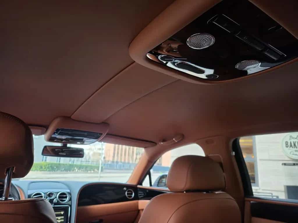 Bentley Flying Spur V8S=528PS+NEW+VOLL+MASSAGE+RARE null-photo-35