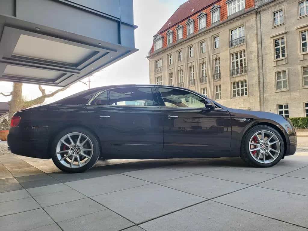 Bentley Flying Spur V8S=528PS+NEW+VOLL+MASSAGE+RARE null-photo-6