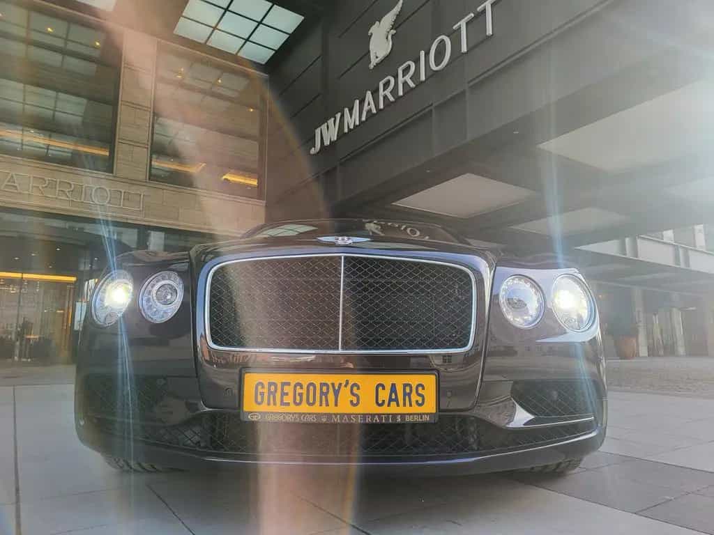 Bentley Flying Spur V8S=528PS+NEW+VOLL+MASSAGE+RARE null-photo-8