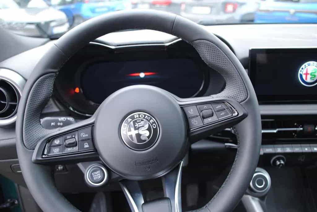 Alfa Romeo Tonale Sprint 1.6 VGT-D Premium-Paket LED RFK 06/2024-photo-17