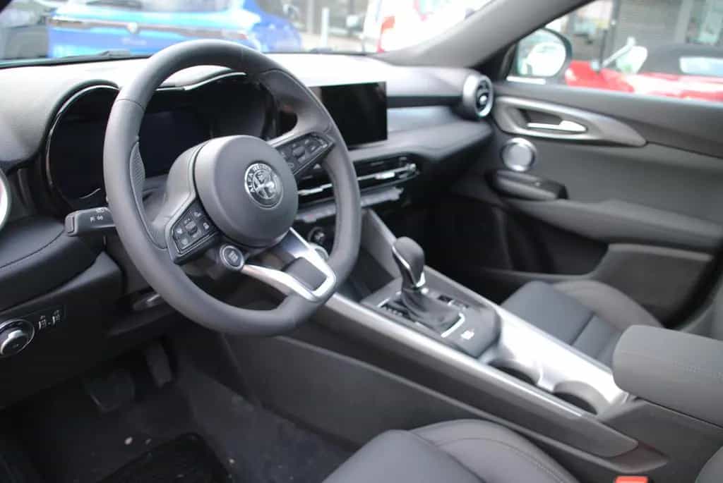 Alfa Romeo Tonale Sprint 1.6 VGT-D Premium-Paket LED RFK 06/2024-photo-19