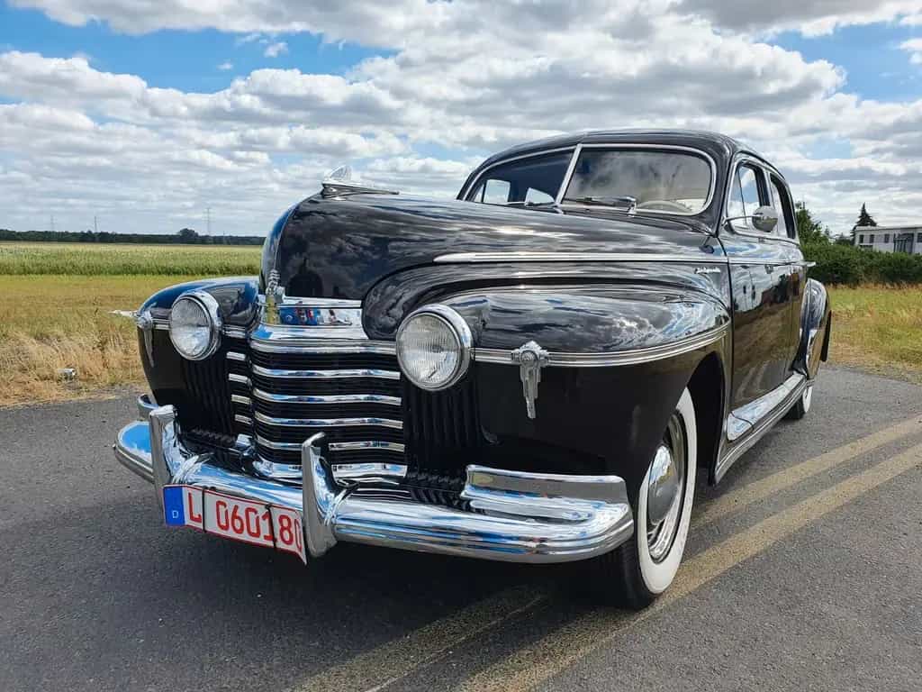 Oldsmobile Other Dynamic 4-door sedan Series 76,Automatik,YouTube 01/1941-photo-1