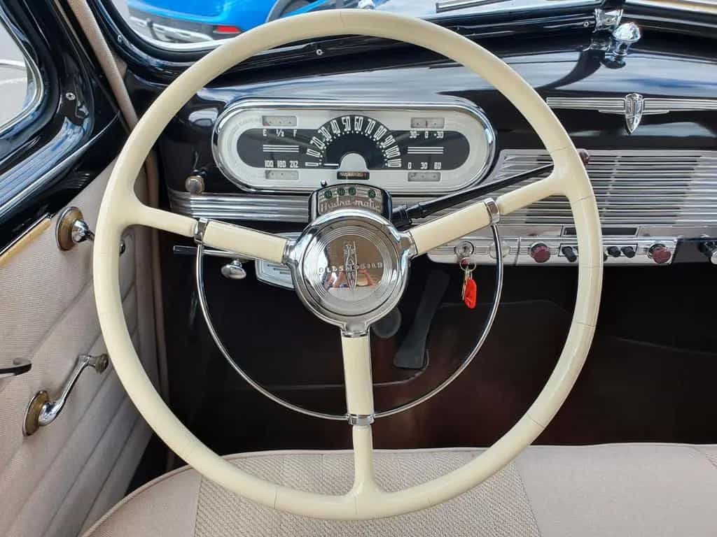 Oldsmobile Other Dynamic 4-door sedan Series 76,Automatik,YouTube 01/1941-photo-10