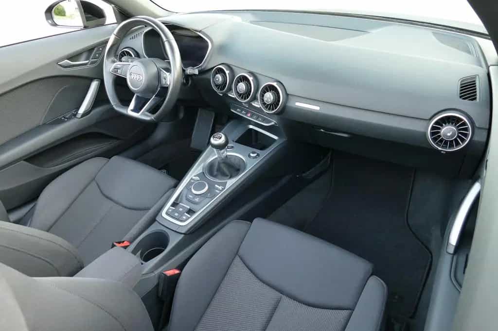 Audi TT Roadster 2.0 TFSI AUS 2.HAND TEMPOMAT XENON 04/2015-photo-17