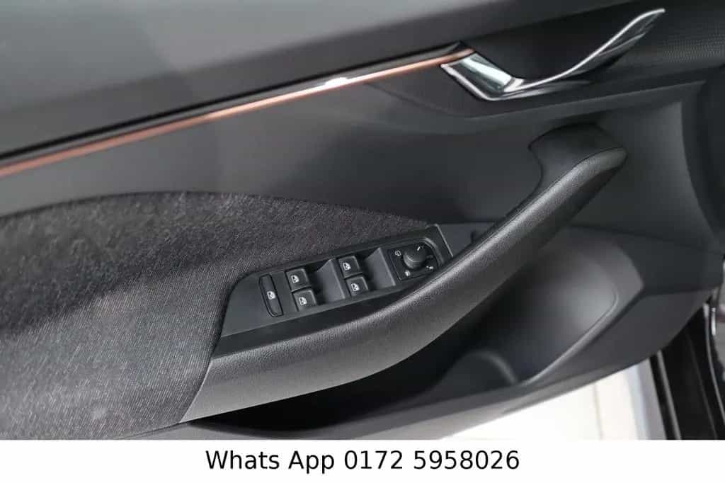 Skoda Kamiq 1.0 TSI 81kW Style*AHZV*LED*NaviübAPP*PDC 11/2021-photo-6