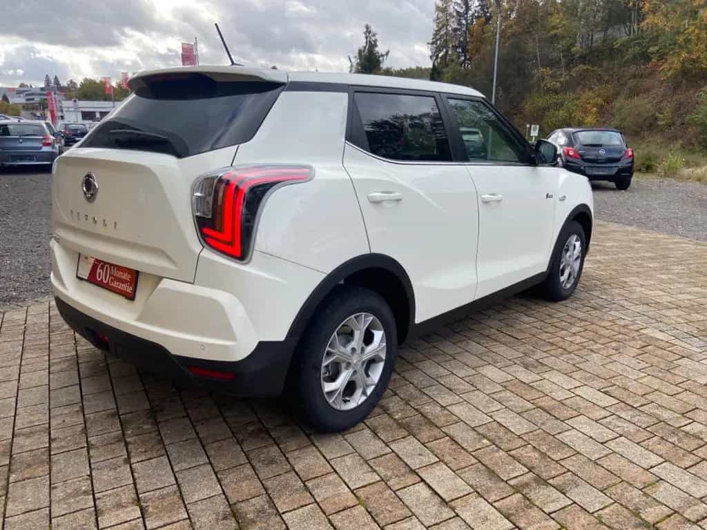 Ssangyong Tivoli 1.2 Navi SmartLink Kamera 5Jahre Garantie 07/2023-photo-6