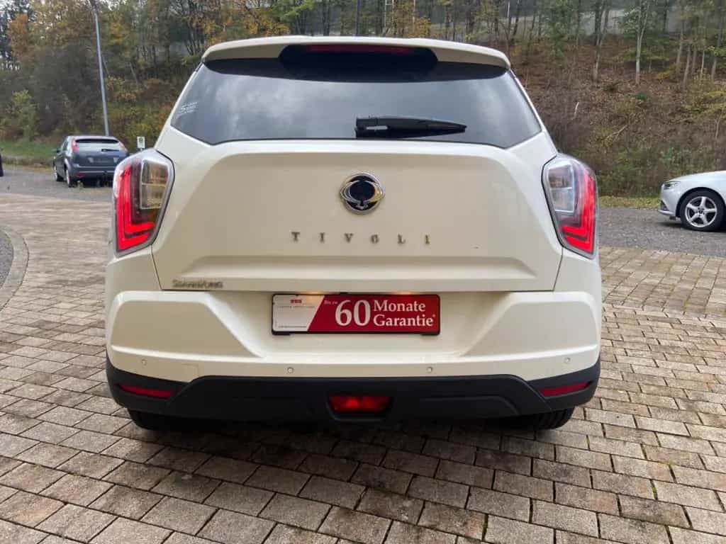 Ssangyong Tivoli 1.2 Navi SmartLink Kamera 5Jahre Garantie 07/2023-photo-7