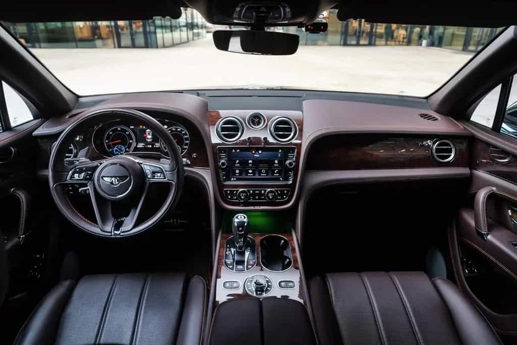 Bentley Bentayga 4.0 V8 Diesel 4WD Autom. 03/2018-photo-8