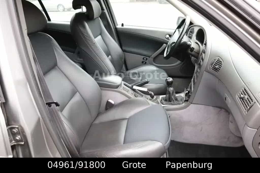 Saab 9-5 3.0 TiD Kombi Alu Teilleder 11/2001-photo-13