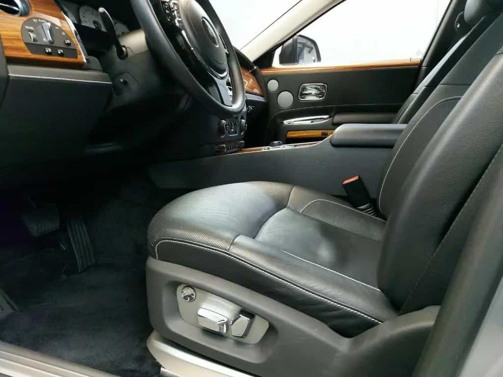Rolls-Royce Ghost 06/2012-photo-16
