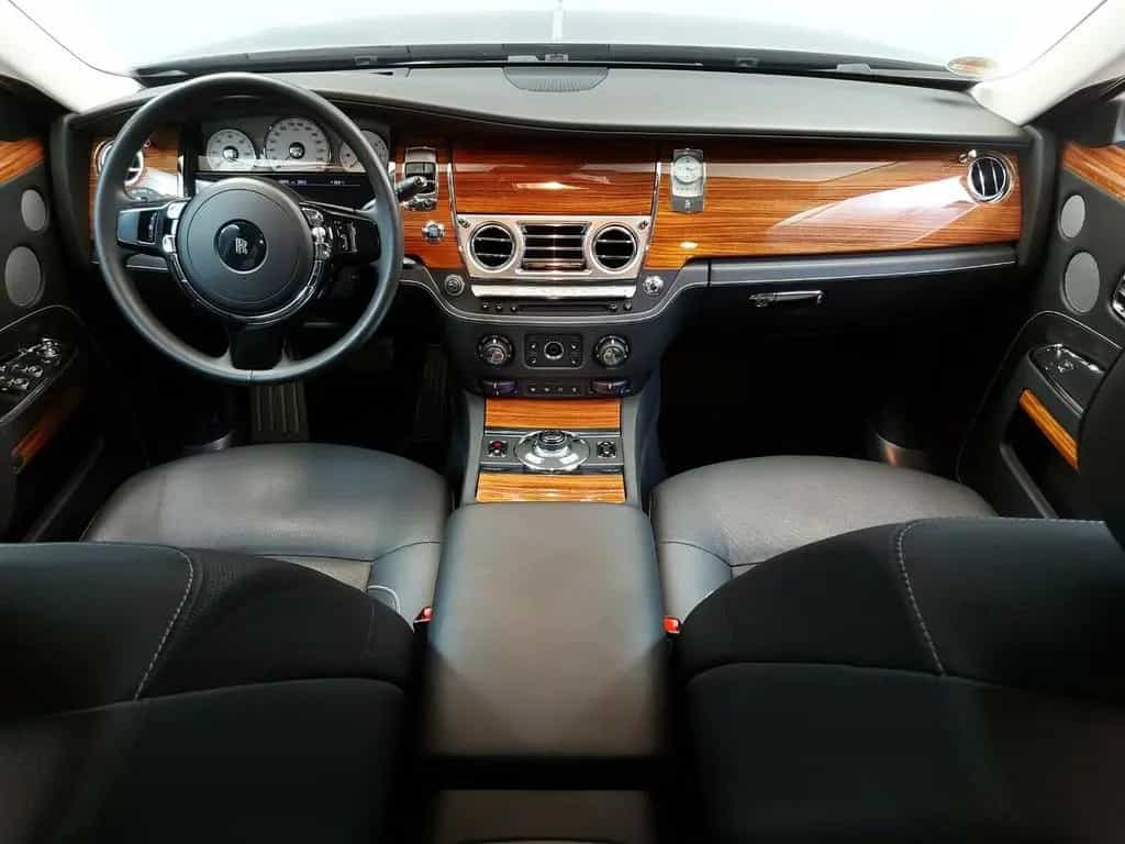 Rolls-Royce Ghost 06/2012-photo-18