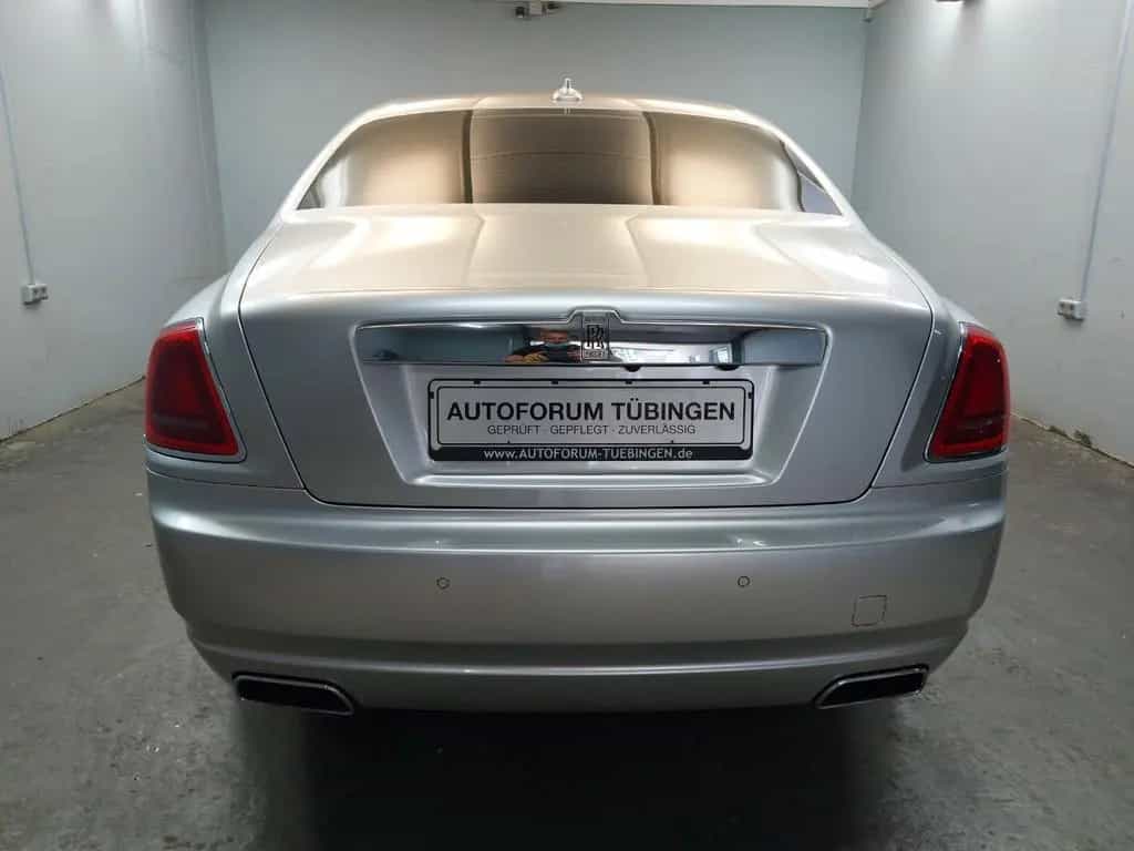 Rolls-Royce Ghost 06/2012-photo-9
