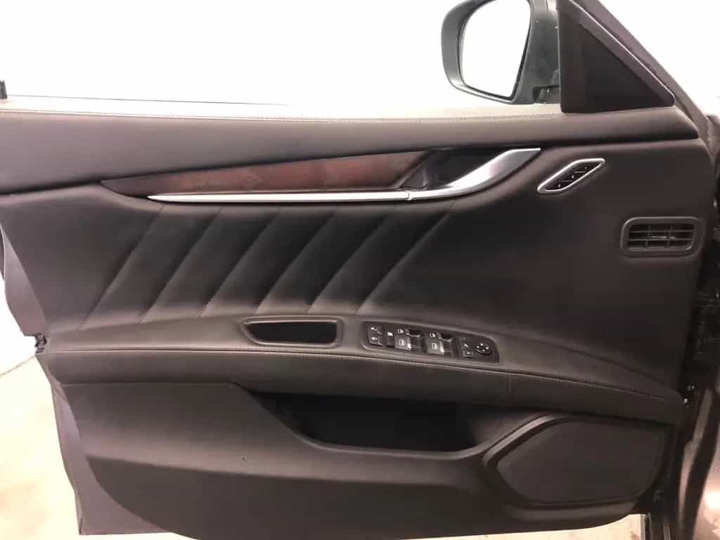 Maserati Ghibli 3.0 V6 Automatik*KEYLESS*BUSINESS+*PREMIU 05/2019-photo-9