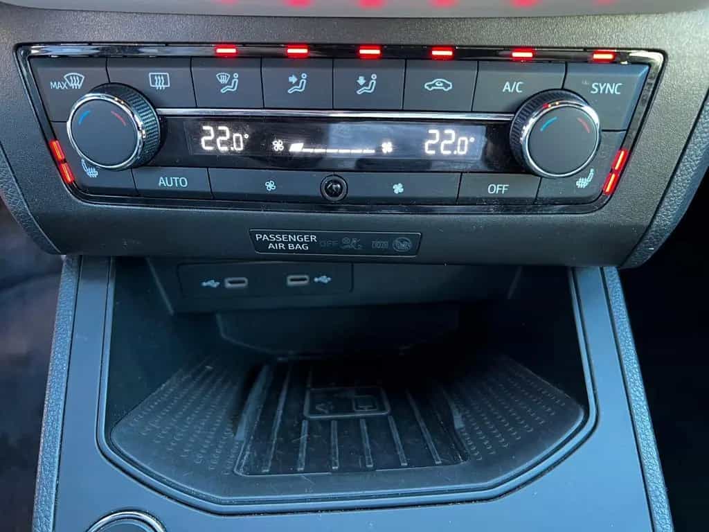 Seat Ibiza Xcellence*NAVI+GARANTIE+ALU+KMERA+PDC+LED* 07/2021-photo-10