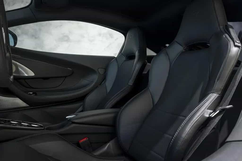 McLaren GT 07/2025-photo-17